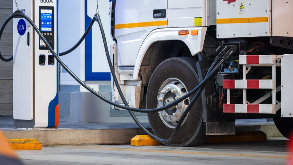 Diesel sobe até 20% após guerra no Oriente Médio e acende alerta no Brasil 