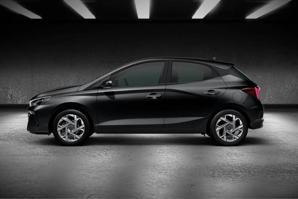 HB20 Limited 1.0 ou Polo Track 1.0: qual hatch compensa mais comprar em 2026