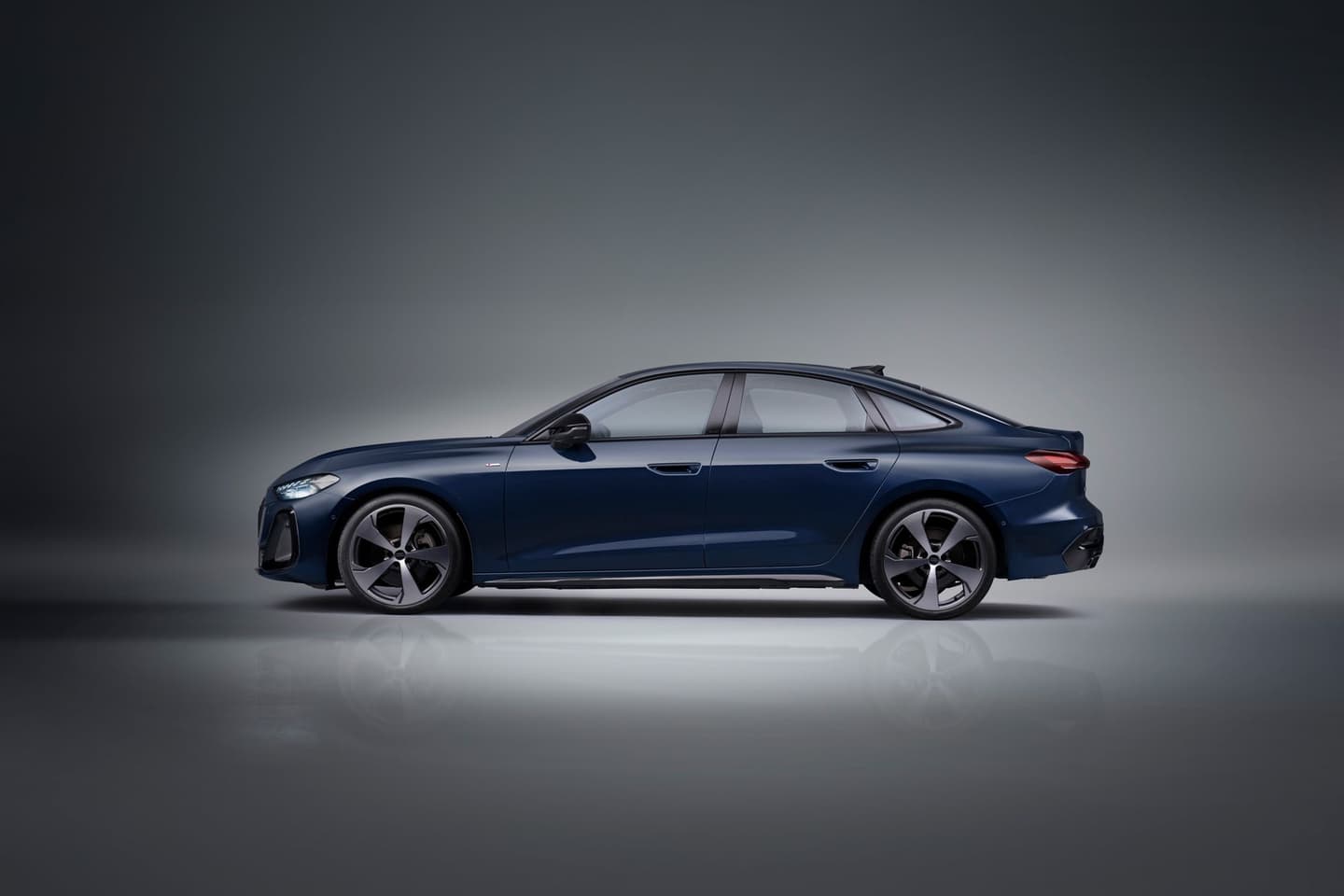 Audi A5 Sedan S Line - imagem 2