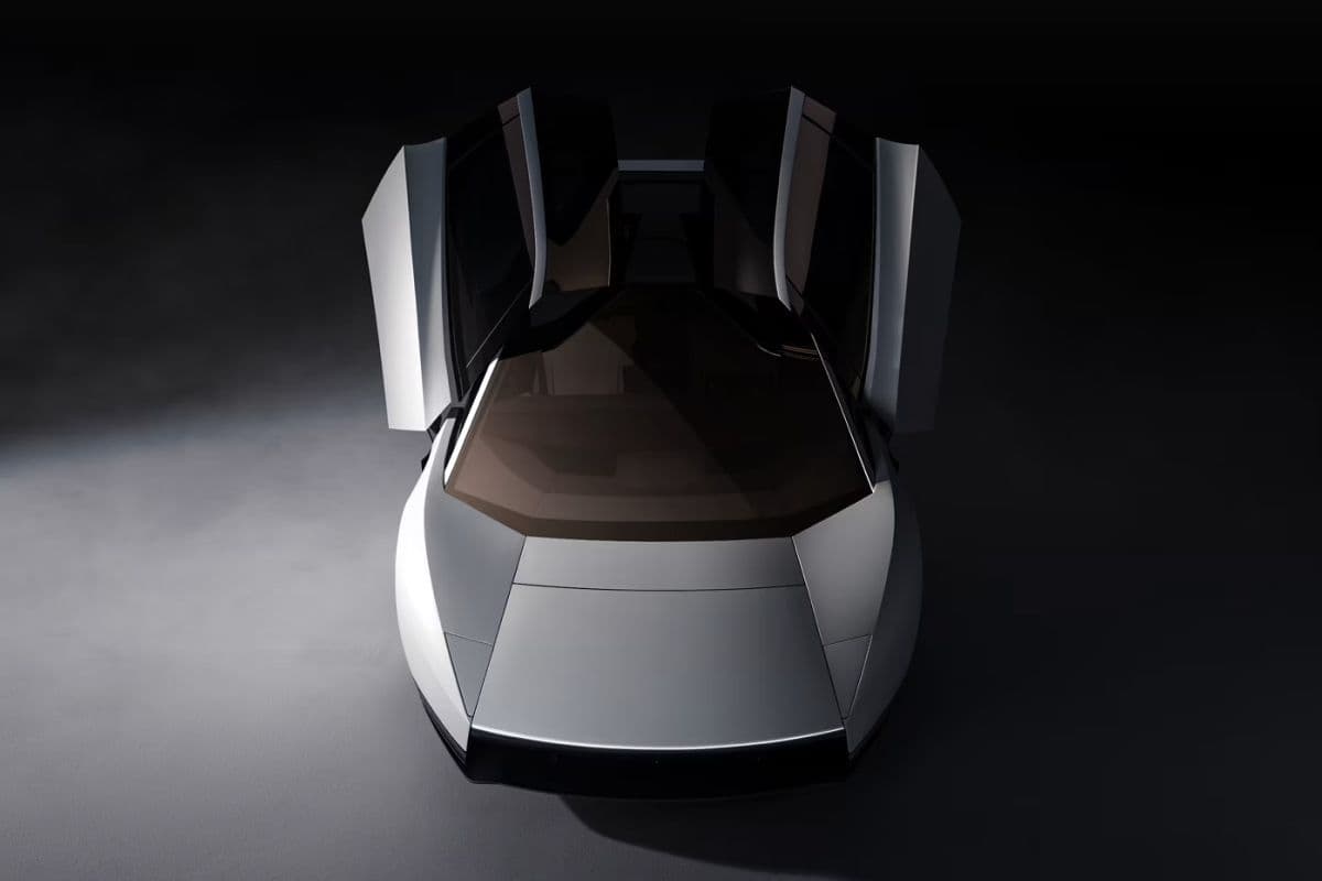 Tesla Roadster voa? Veja o que o carro fez e quando chega