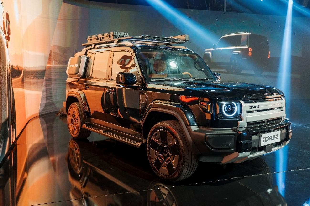 Elétrico com tanque de 60 litros? Entenda o SUV de 455 cv que chega ao Brasil em 2027