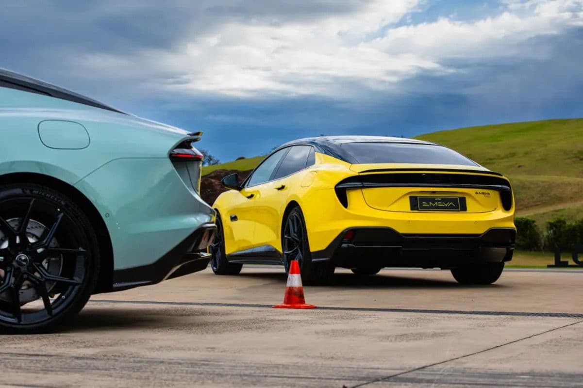 Lotus chega ao Brasil com carros de até 918 cv a partir de R$ 795 mil 