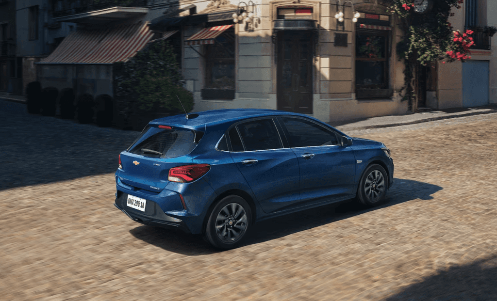 Chevrolet Onix LT 1.0 Turbo 2026 vale a pena? Veja preço, consumo e equipamentos
