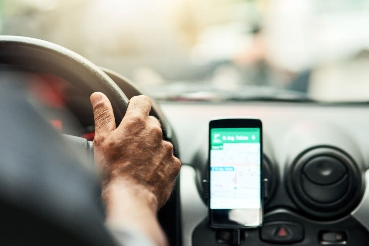 Quanto ganha um motorista de aplicativo por mês?