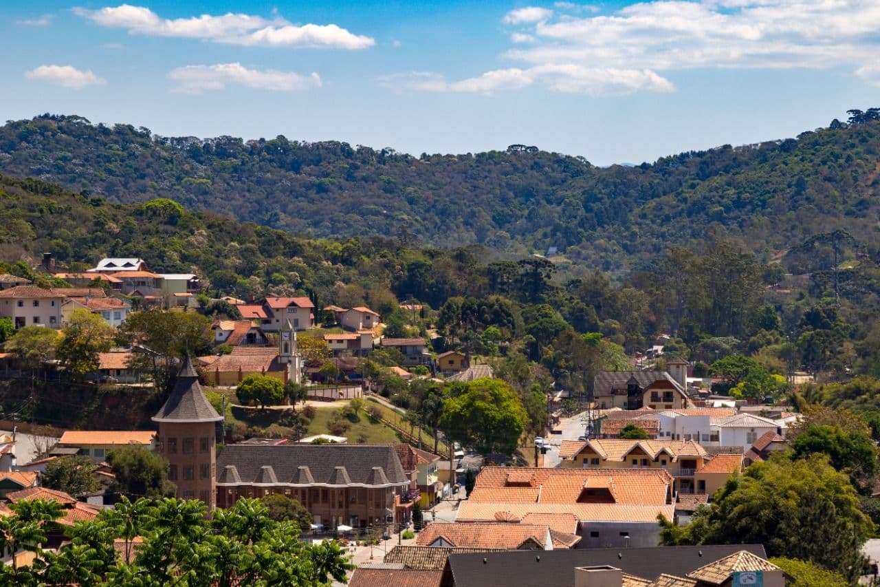 Os 10 lugares mais instagramáveis perto de SP para quem ama carro e estrada