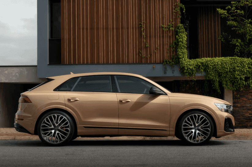 Audi Audi Q8 PERFORMANCE BLACK