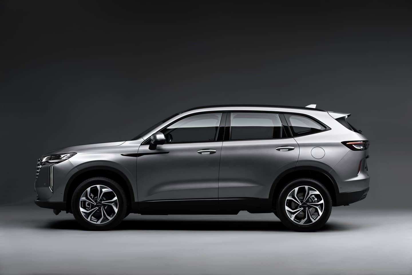 Vale pagar mais pelo Haval H6 PHEV35 ou o HEV já resolve?