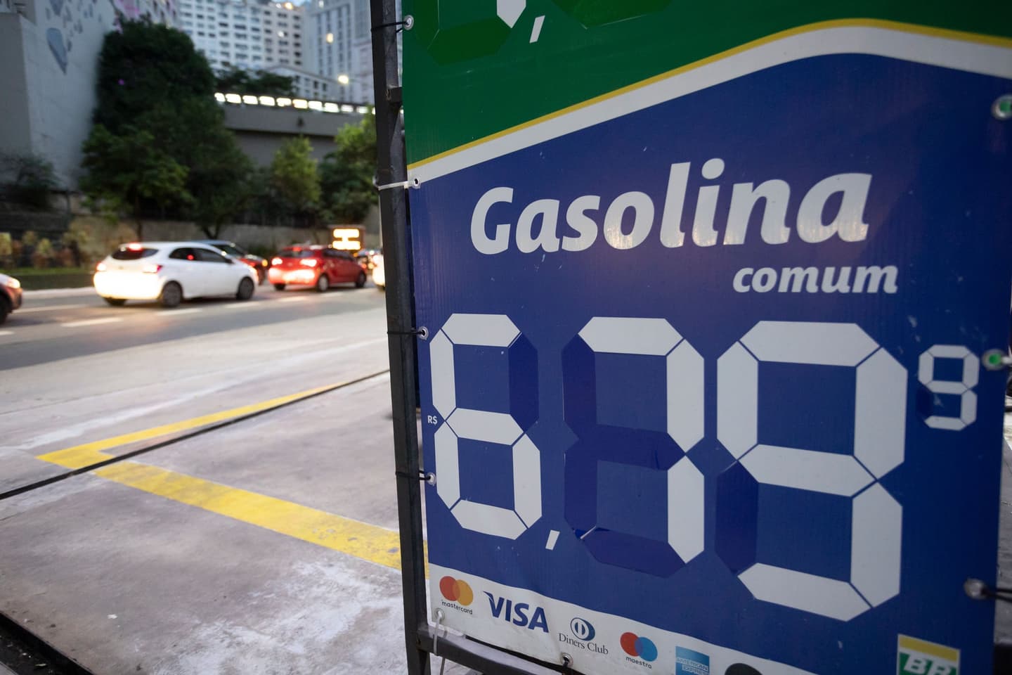 ICMS em gasolina: entenda como funciona e impacta o preço