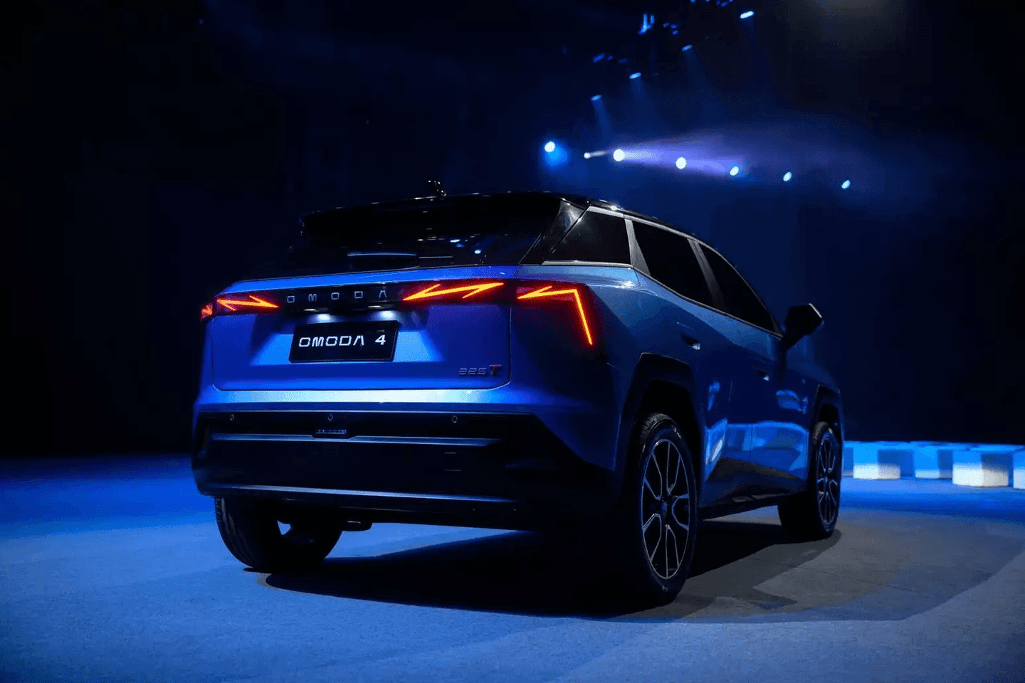 Omoda 4 é confirmado no Brasil: SUV pode ter motor flex e produção nacional