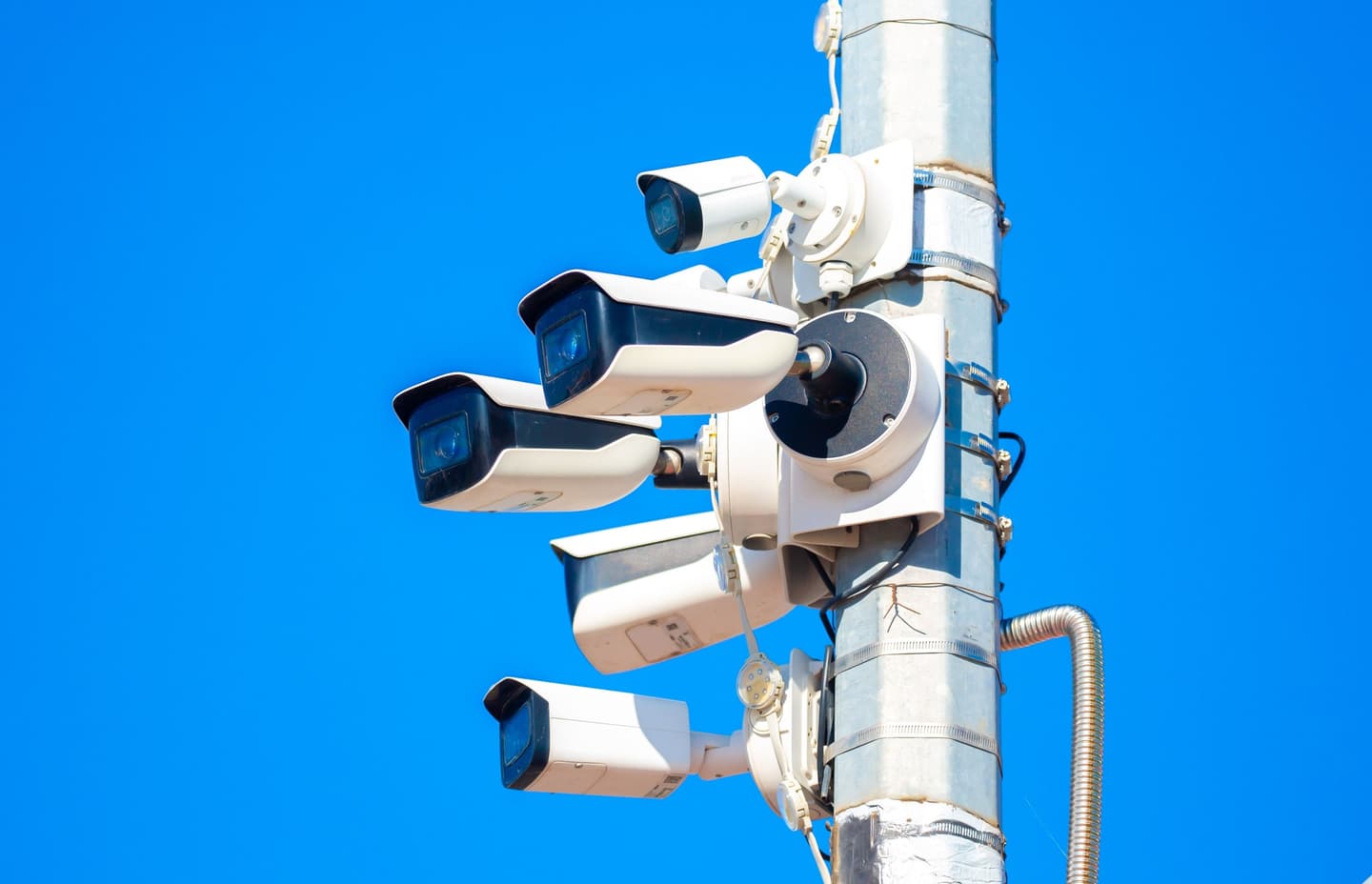 Radar de velocidade média: como funciona e onde já estão no Brasil