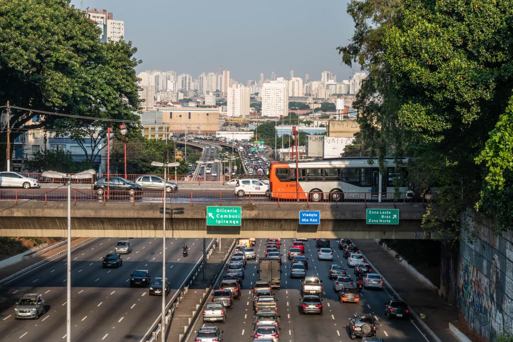 Vantagens de usar tag de pedágio no dia a dia e ganhar mais tempo ao volante